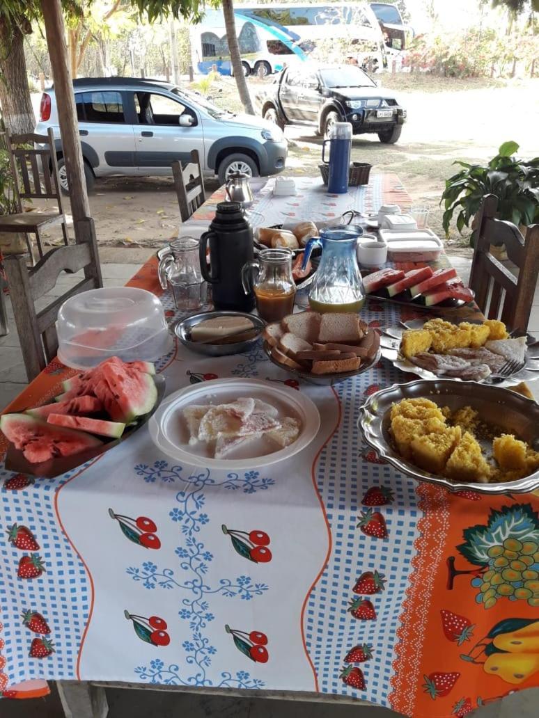 Pousada Portal Do Peruacu بلدية جانواريا المظهر الخارجي الصورة