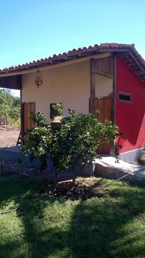 Pousada Portal Do Peruacu بلدية جانواريا المظهر الخارجي الصورة